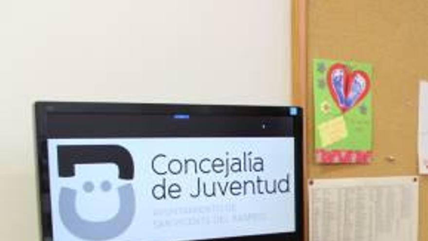 La Concejalía de Juventud de San Vicente lanza una cara sonriente como nuevo logo