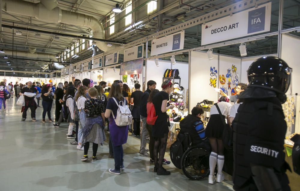 El VIII Salón del Manga de Alicante abarrota IFA