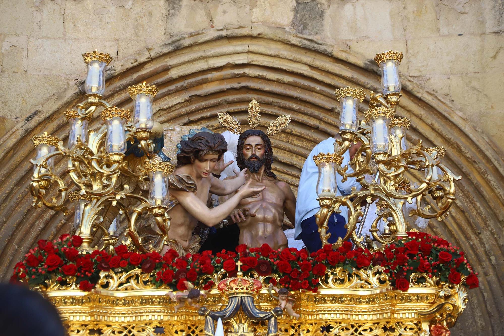 El Resucitado y la Virgen de la Alegría en las calles de Santa Marina