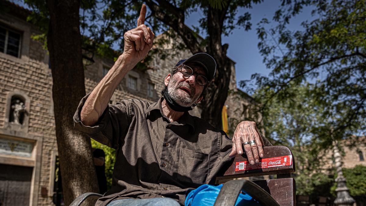 Sense llar en l’onada de calor: «És com portar un elefant a sobre»