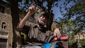 Sense llar en l’onada de calor: «És com portar un elefant a sobre»