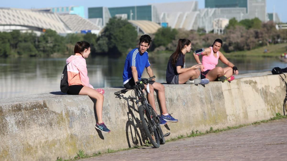 El Gobierno permitirá reuniones de hasta 10 personas el 11 de mayo