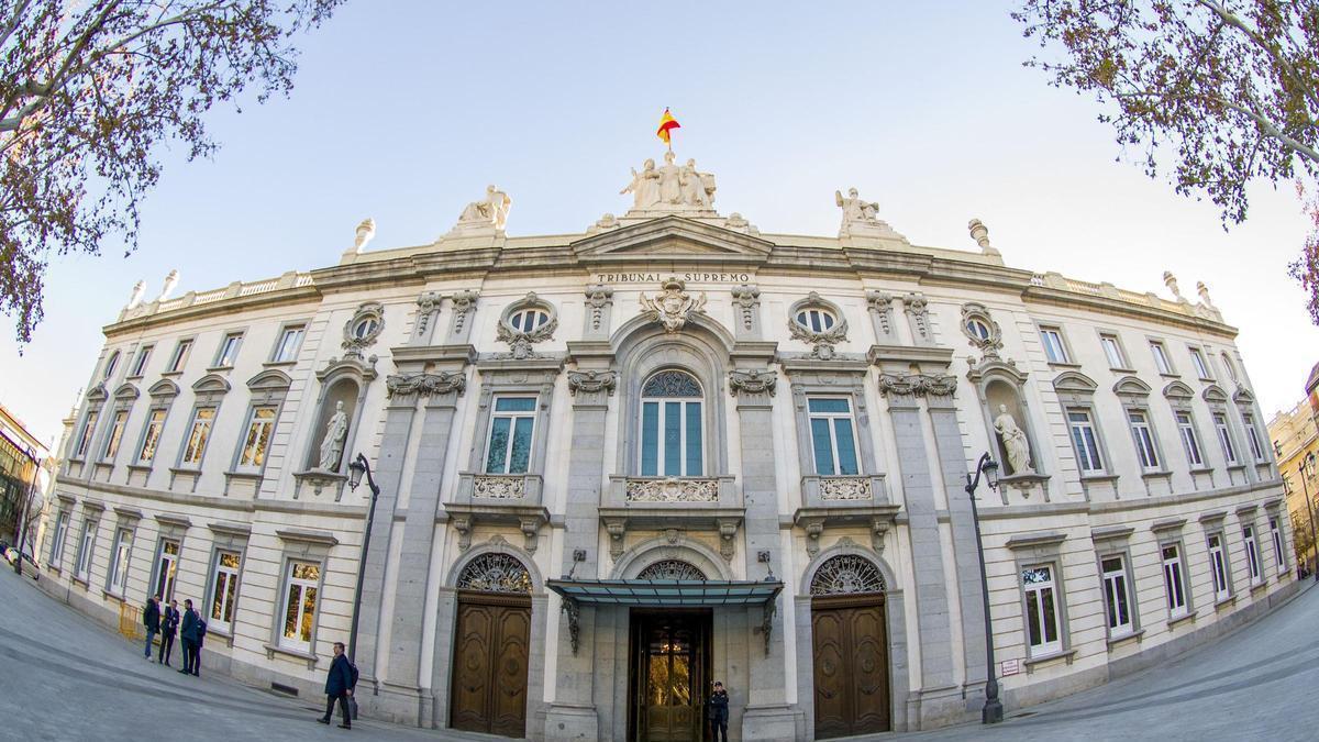 Imagen de archivo de la fachada del Tribunal Supremo