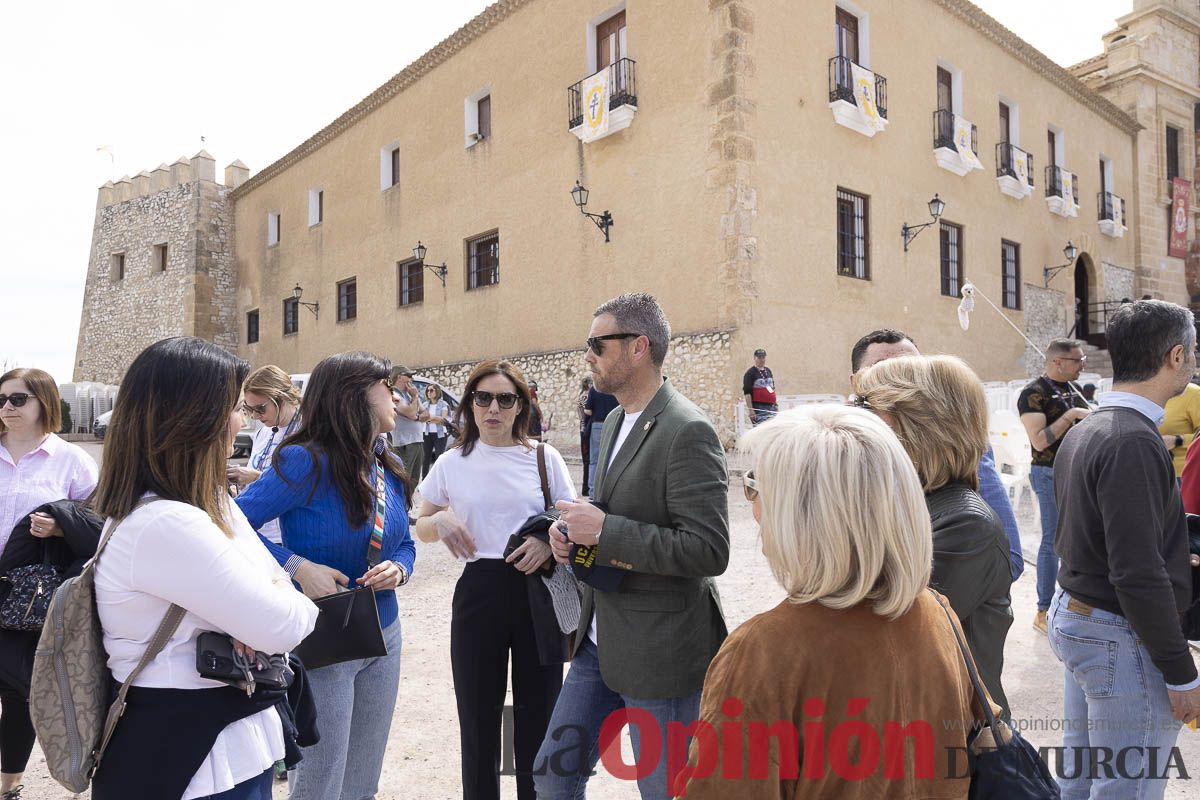 La vicaría de Cartagena, la UCAM, junto a asociaciones y peregrinos de toda España se ponen a los pies de la Vera Cruz