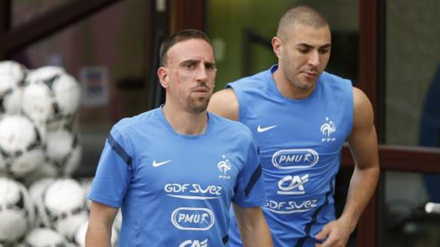 Ribéry y Benzema durante un entrenamiento con Francia.