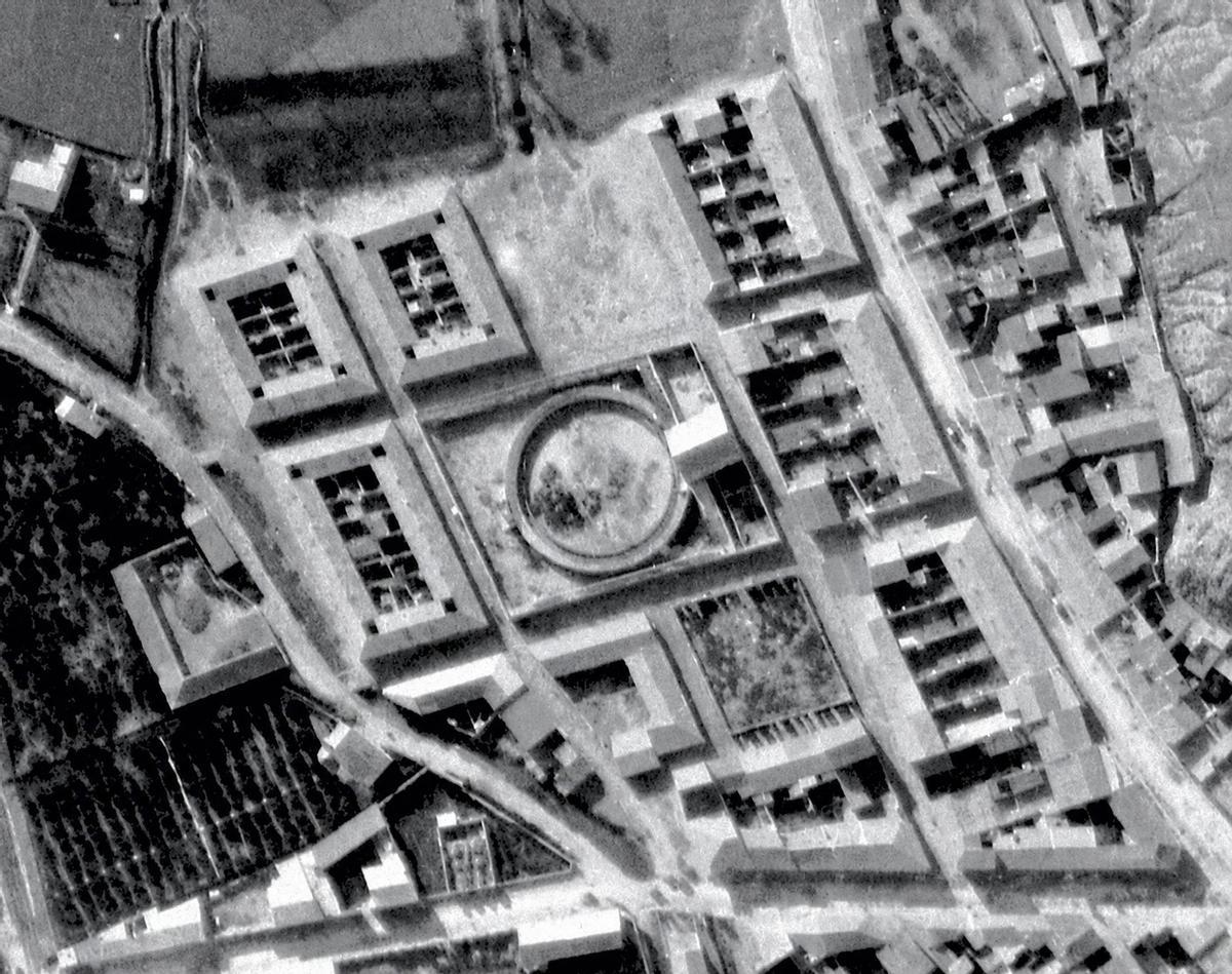 Barrio Lucas con la Plaza de Toros en el centro en diciembre de 1929