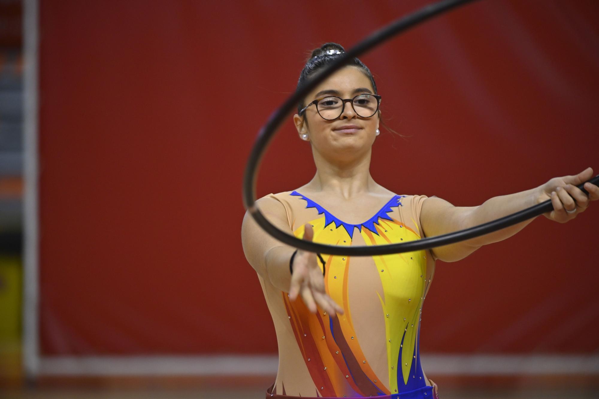 Encuentro de escuelas de gimnasia rítmica en el Palacio de los Deportes de Cartagena