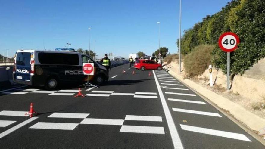 Control en el que fue apresado un conductor en Elche con nueve kilos de marihuana.