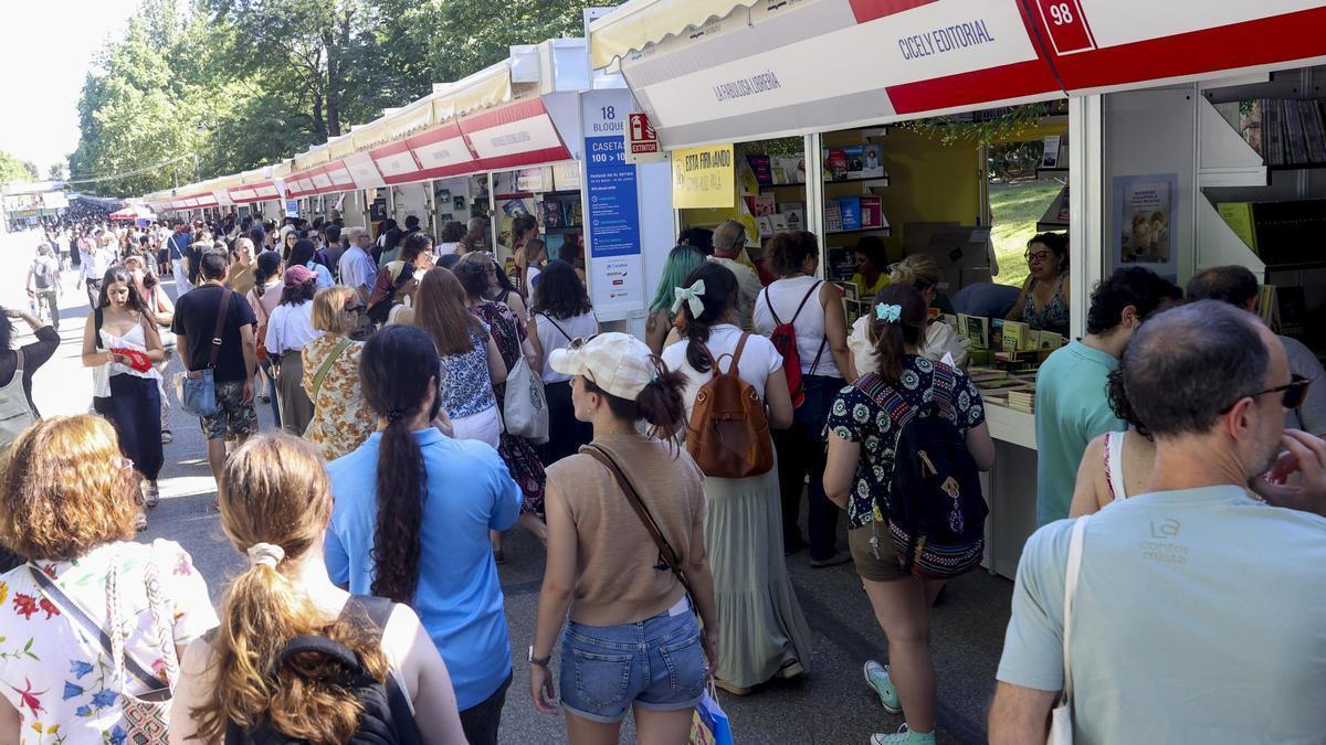 FERIA LIBRO MADRID | La Feria del Libro de Madrid afronta su cierre con una facturación provisional de 7,26 millones de euros