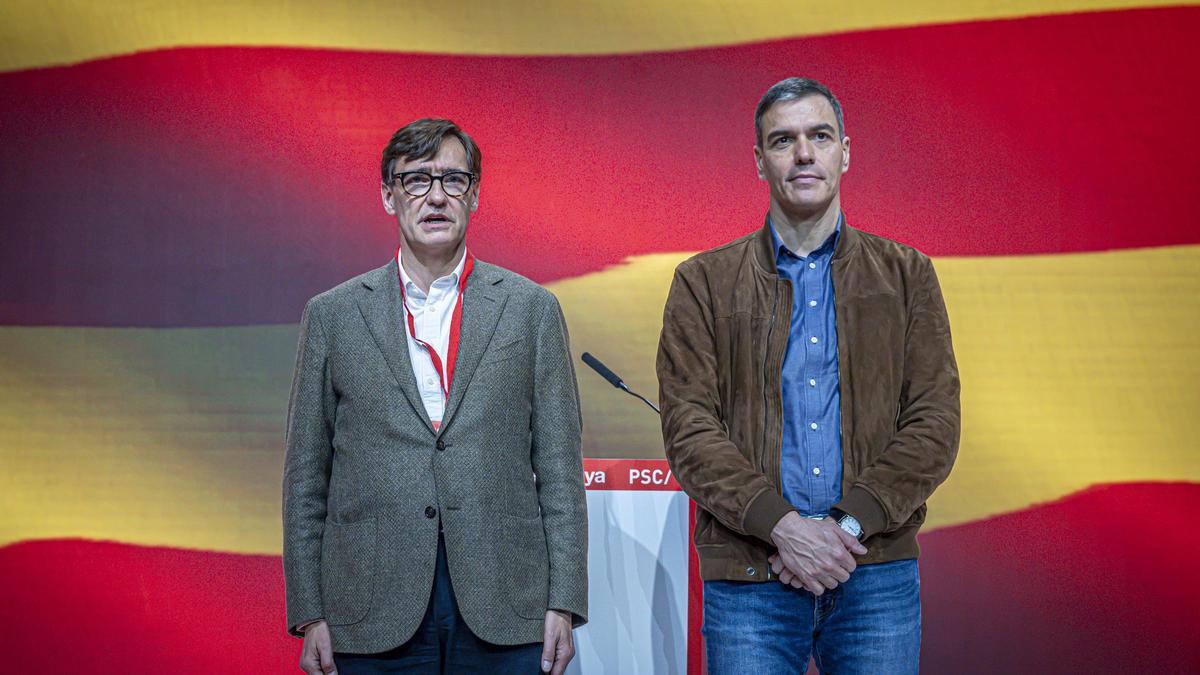 Salvador Illa y Pedro Sánchez, el pasado marzo en Barcelona durante el último congreso del PSC.