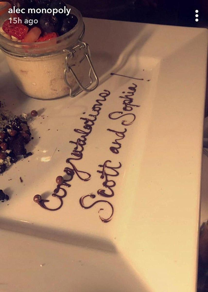 tarta scott disick y sofia richie