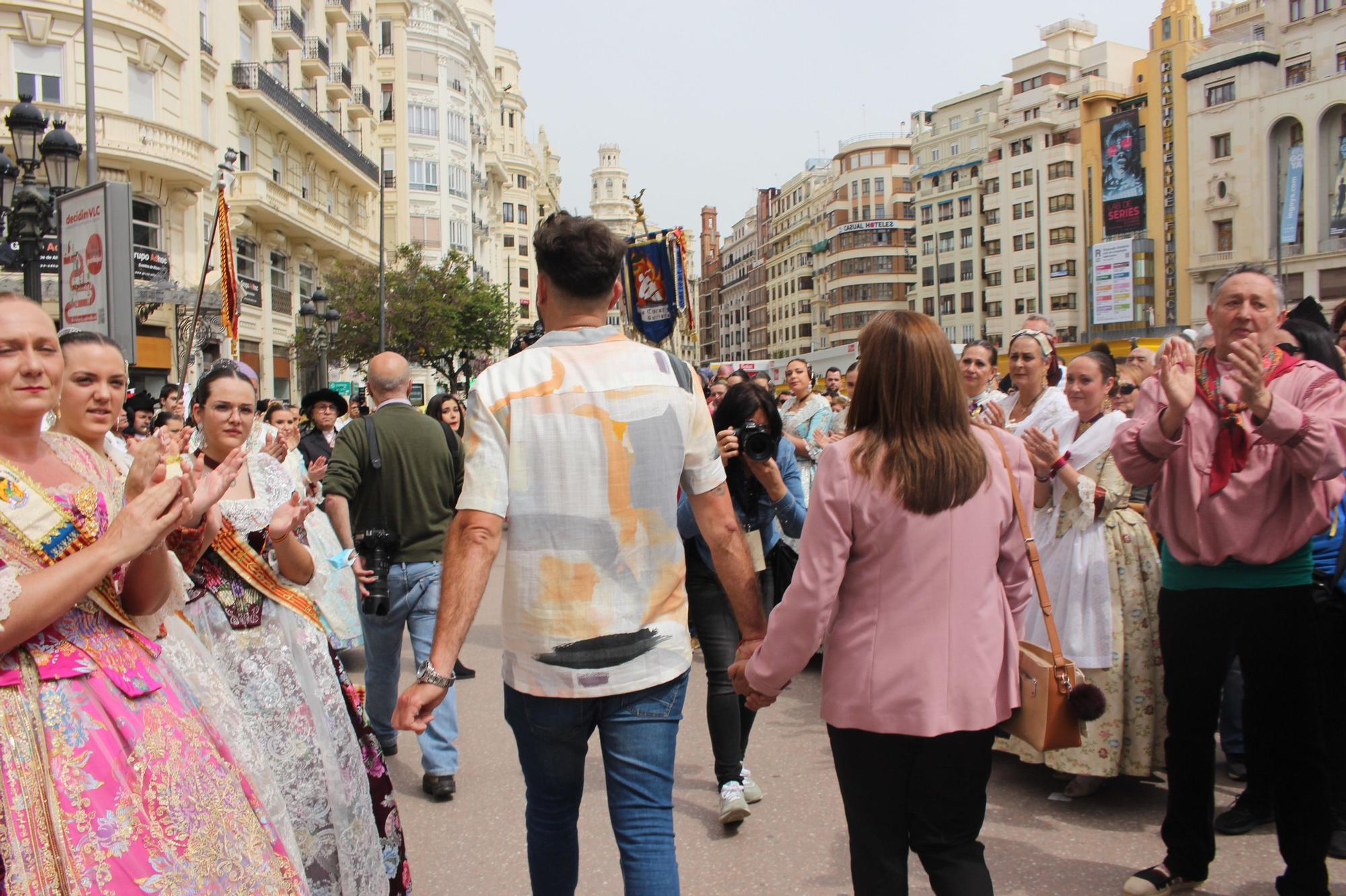 Las Fallas homenajean a Algarra en la entrega de premios