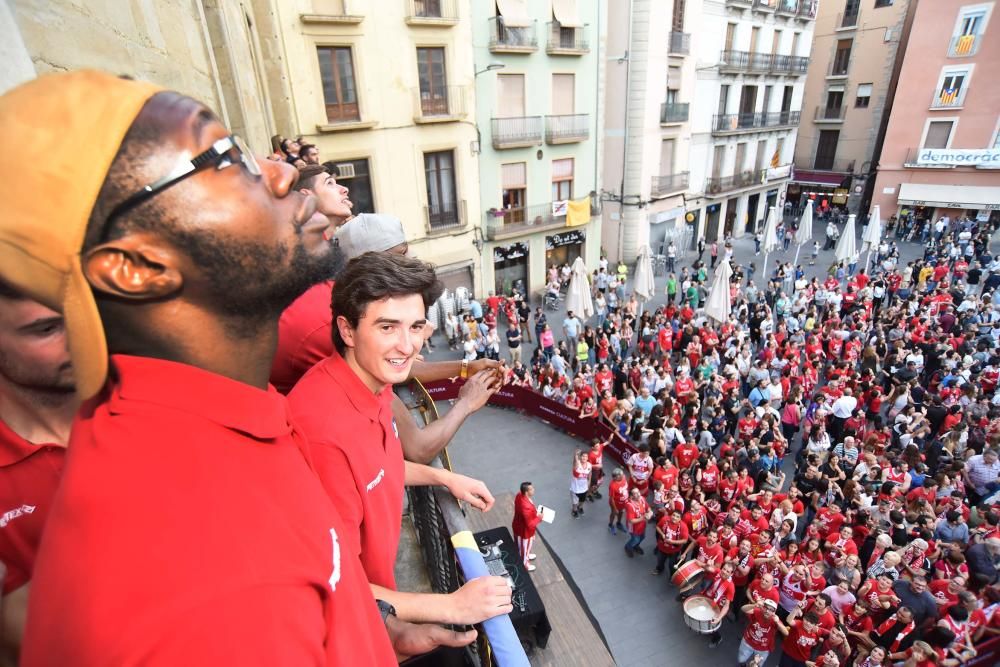 Celebració de l'ICL Manresa a la plaça Major