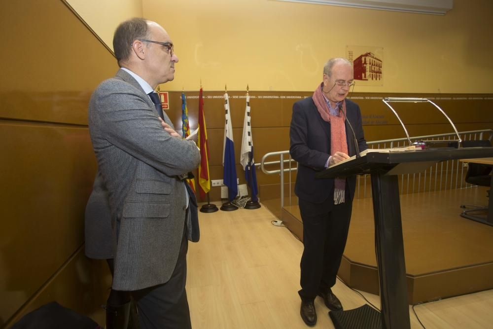 Lectura de la Constitución en la Sede UA