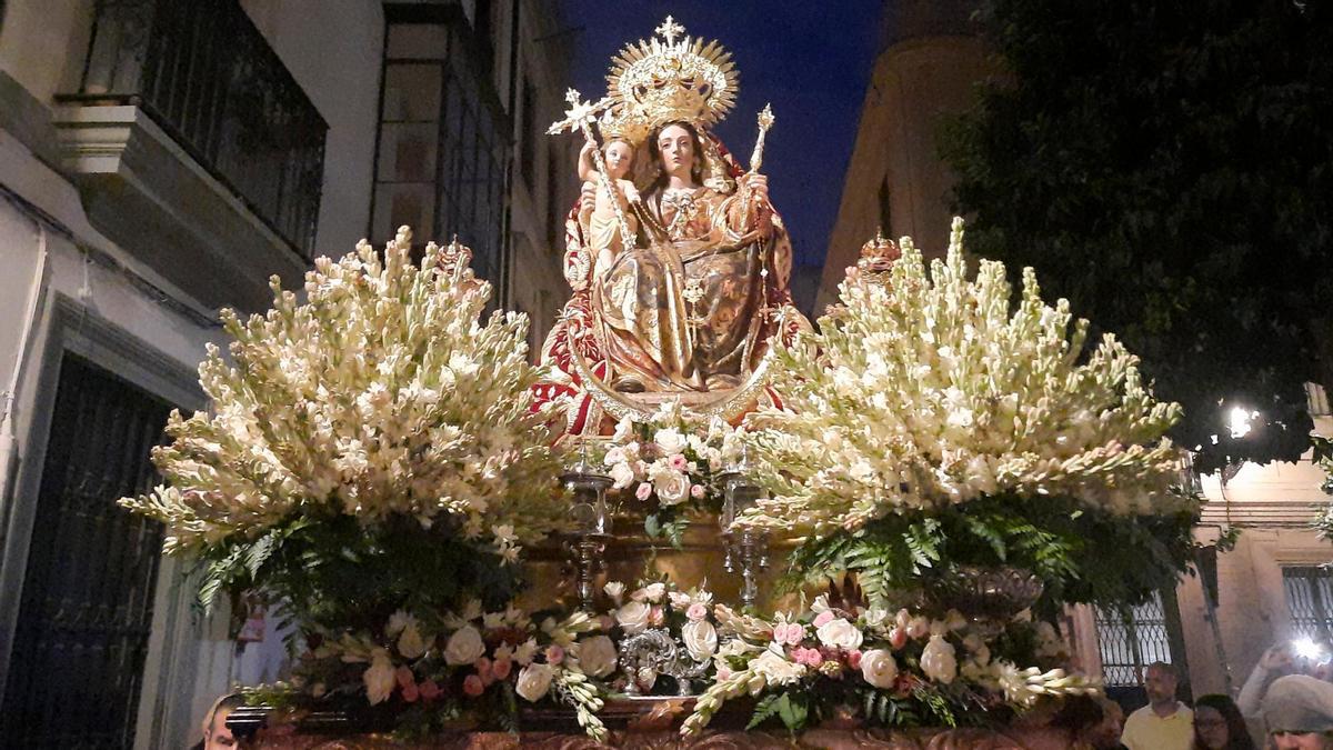 En vídeo | Rosario de la aurora de los Humeros