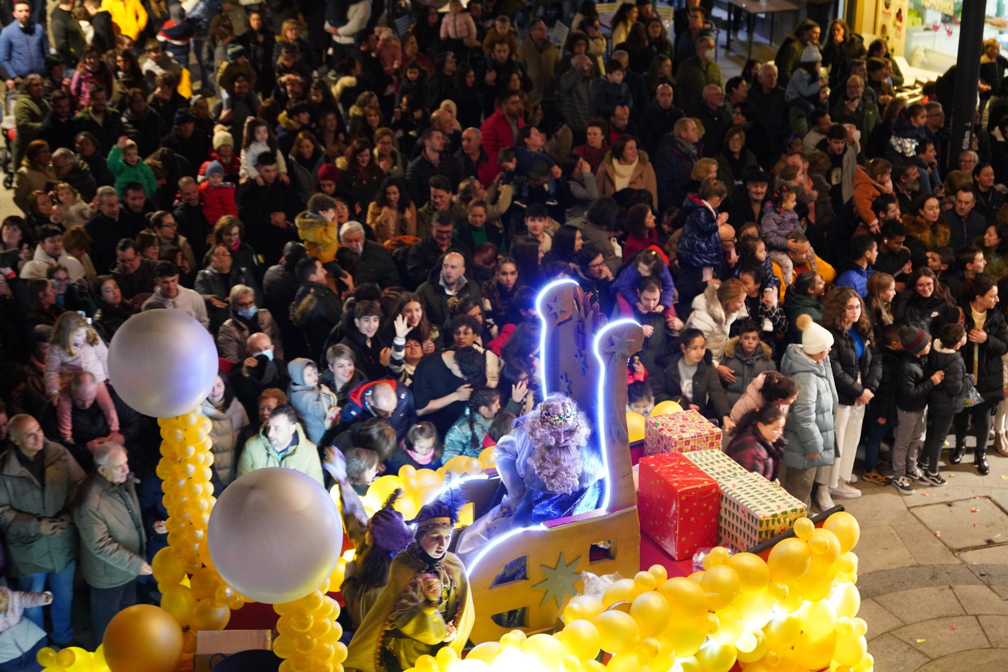 Cabalgata de los Reyes Magos en Lalín