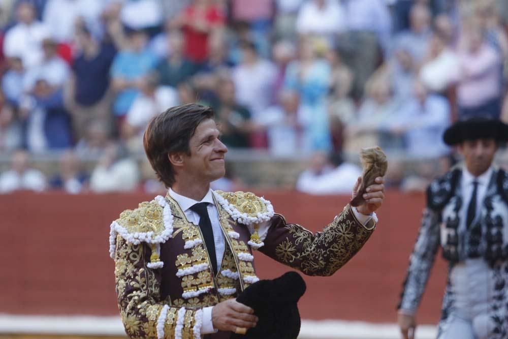 Pinceladas de Finito en la segunda de feria