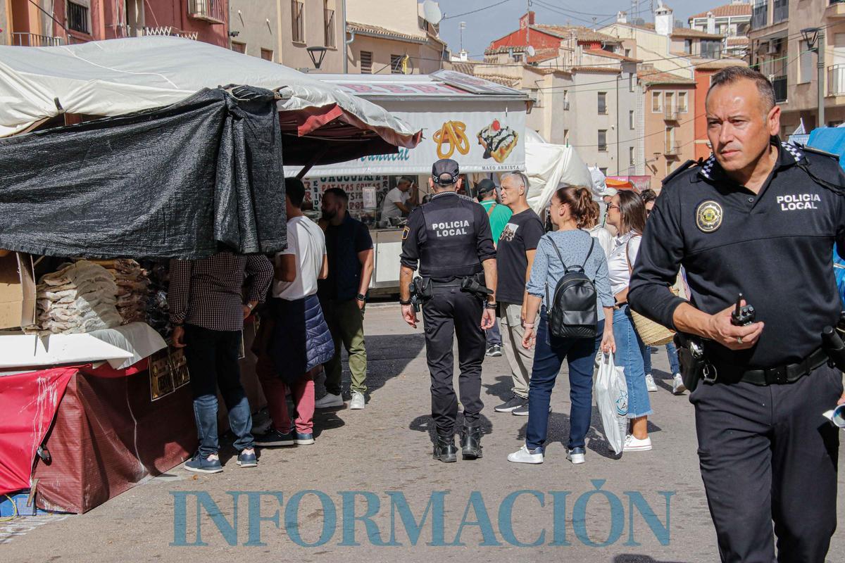 El viento obliga a suspender la Fira de Tots Sants de Cocentaina