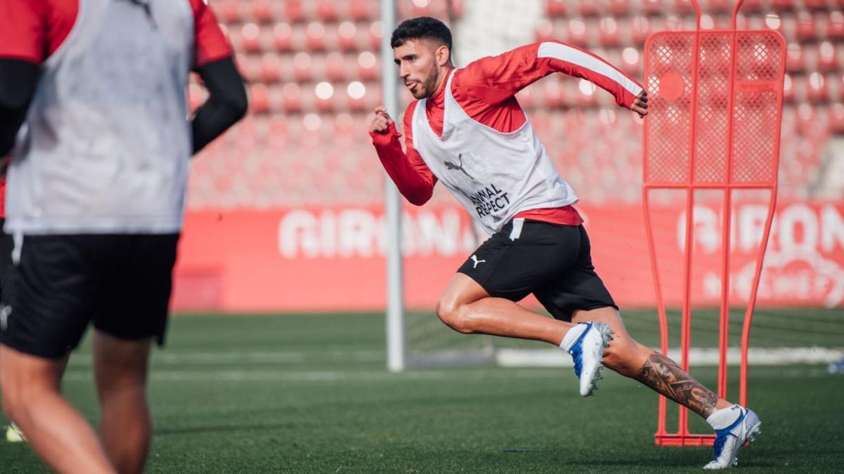 Nahuel Bustos, en 
l’entrenament d’ahir a 
Montilivi.  girona fc