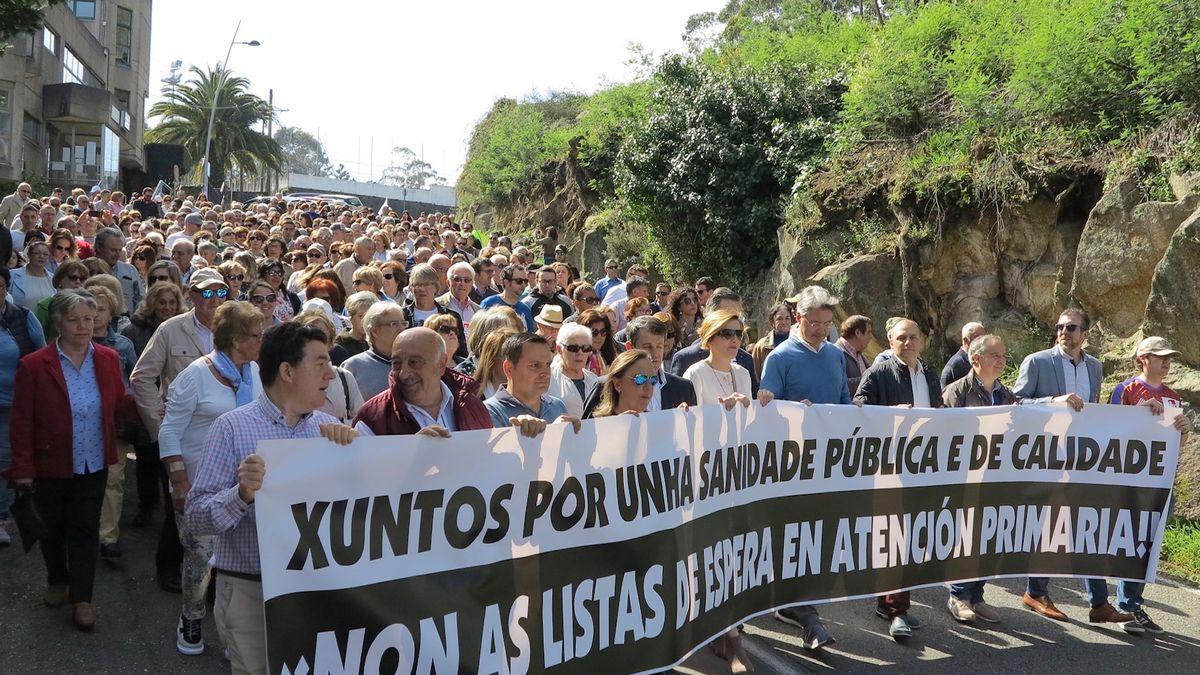 Una de las muchas movilizaciones ciudadanas en defensa de la sanidad, en O Grove.