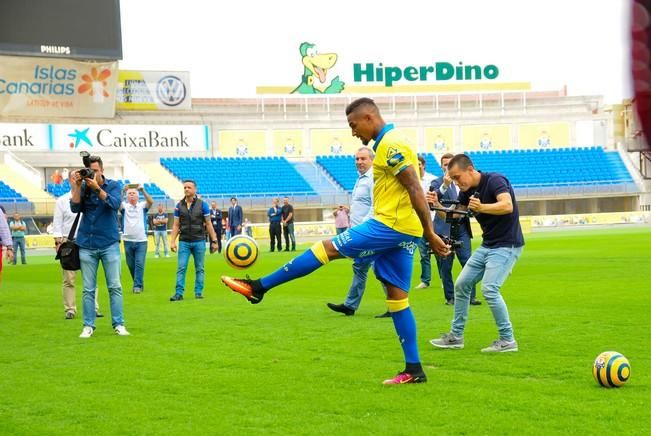 Presentacion  de Kevin Prince Boateng  nuevo ...