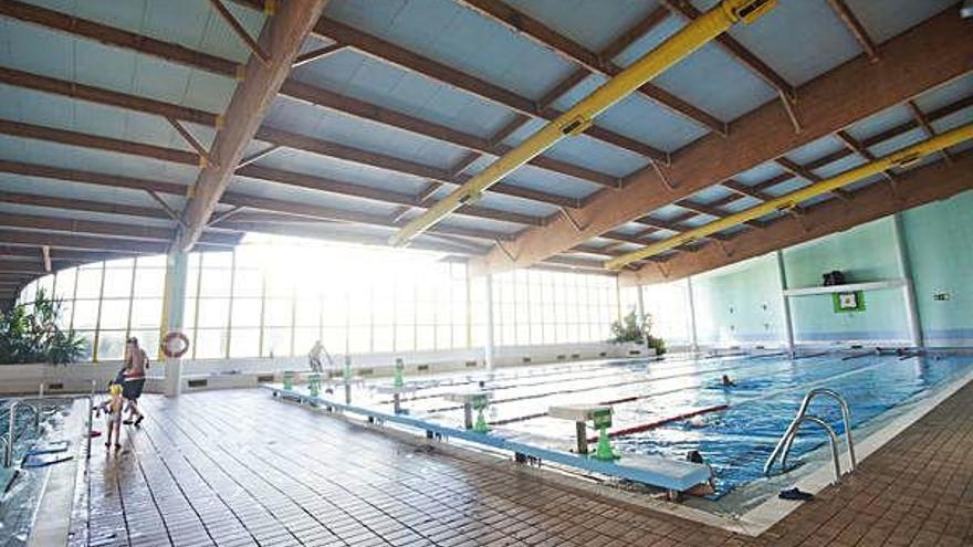 Piscina del complejo polideportivo de Elviña.