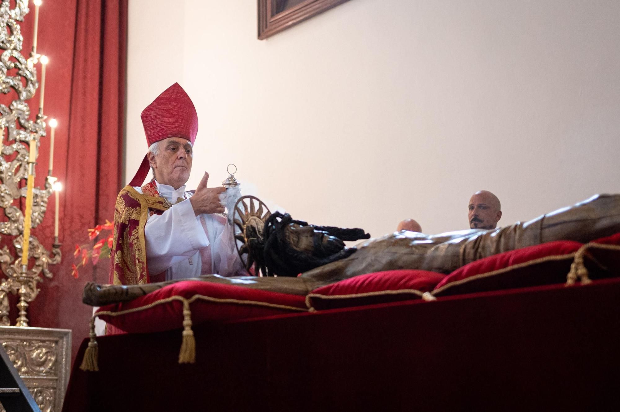 Misa y descendimiento del Cristo de La Laguna
