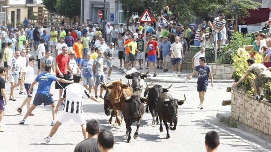 Música, teatro, paellas y toros, protagonistas en Gilet