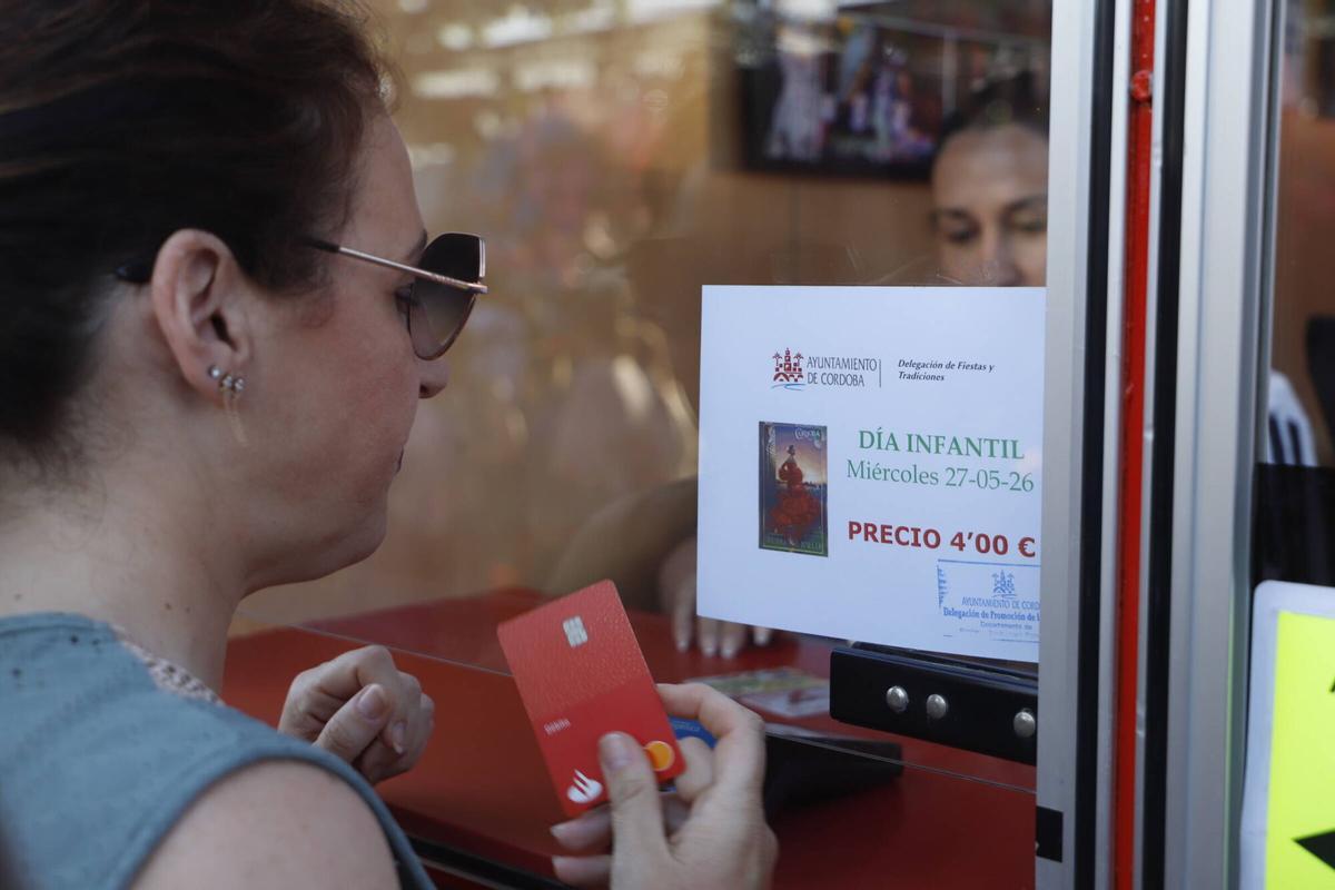 El Día del Niño en la calle del Infierno de Córdoba, en imágenes