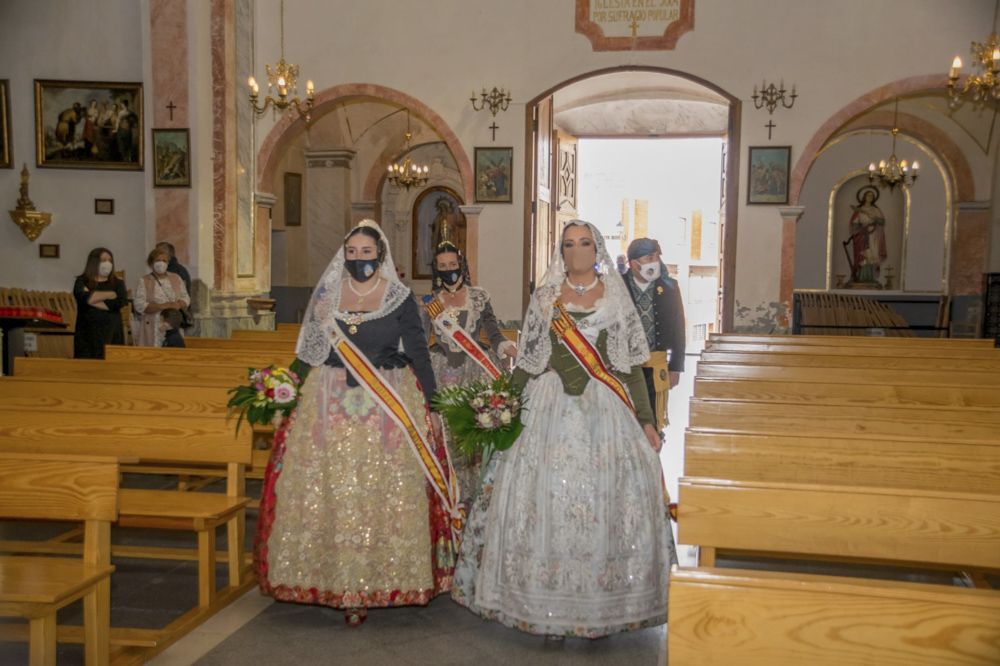 Así fue la ofrenda de las Falleras Mayores de Morvedre.