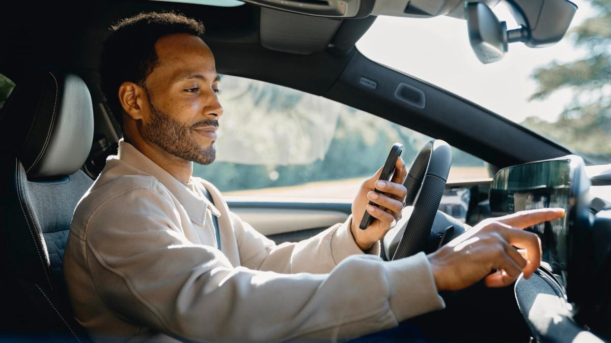 Ahora cuenta con un asistente inteligente de IA mediante ChatGPT