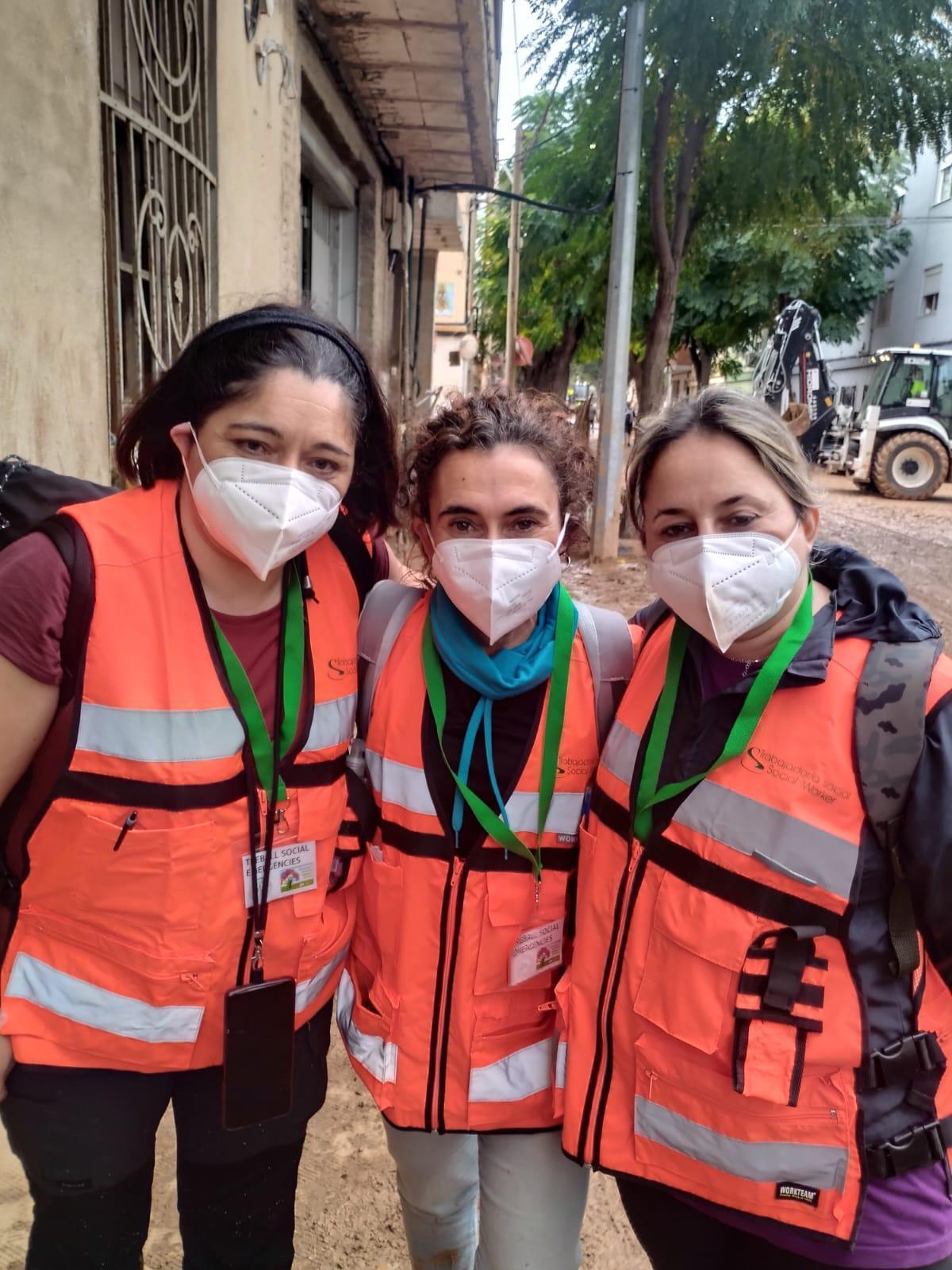 Treballadores socials voluntàries en l'Horta Sud.