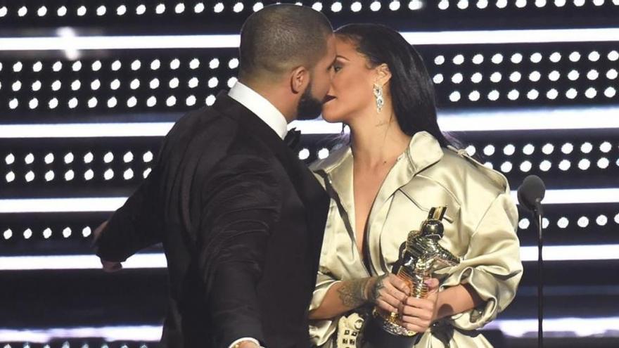 La relación entre Rihanna y Drake enciende las redes