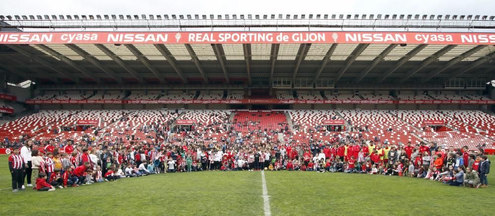 Entrenamiento del Sporting en El Molinón.