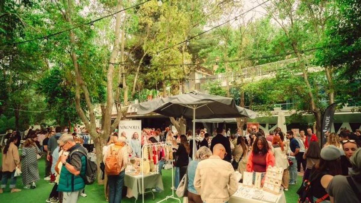 Una edición pasada del mercadillo zaragozano.