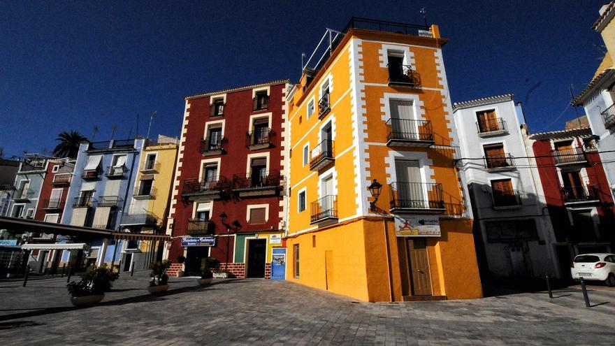 Ni Lastres ni Cudillero: este es el pueblo más colorido de España y está en Alicante