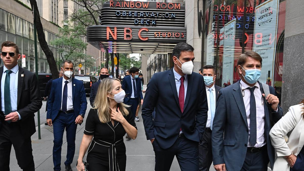 Pedro Sánchez paseando por Nueva York