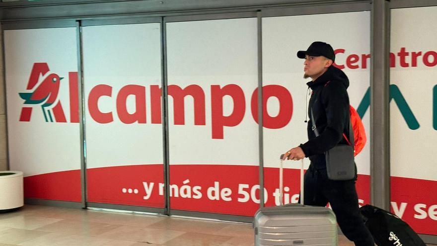 Yanis Rahmani ya está en Tenerife: cedido por el Eibar y listo para ser inscrito