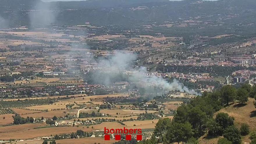 Un incendi crema més d'un hectàrea a Santa Margarida de Monbui