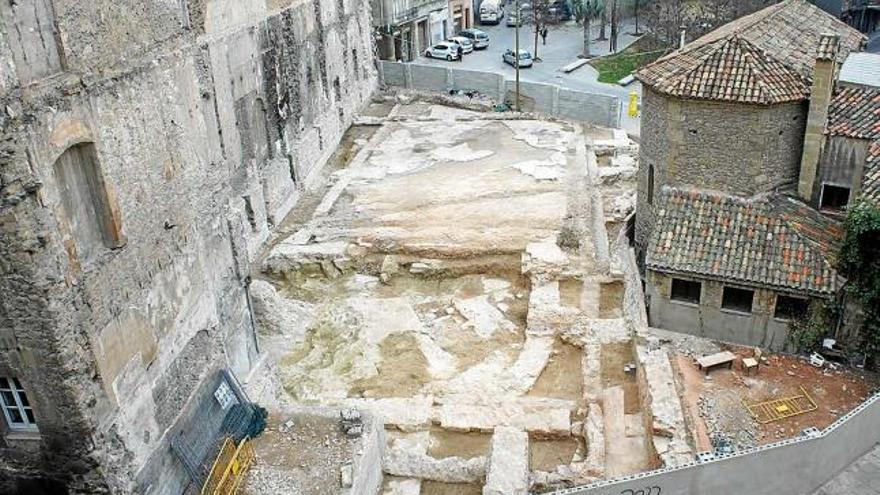 Vista del jaciment fets els treballs arqueològics. La planta de l&#039;església feia 40 metres de llarg i 18 d&#039;amplada