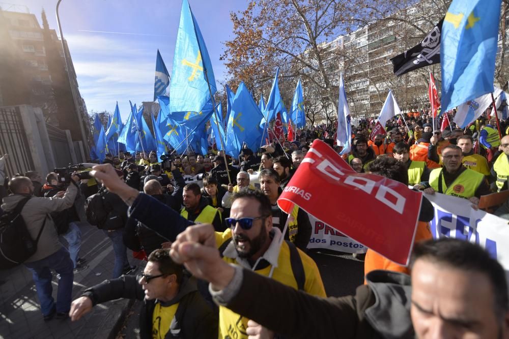 Manifestación de trabajadores de Alcoa en Madrid