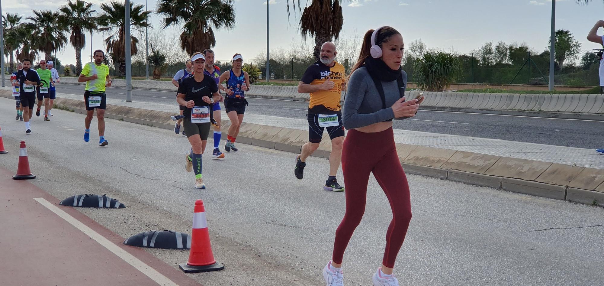 Búscate en la XXXIII Media Maratón que se ha celebrado en Málaga en la mañana de este domingo 10 de marzo de 2024 