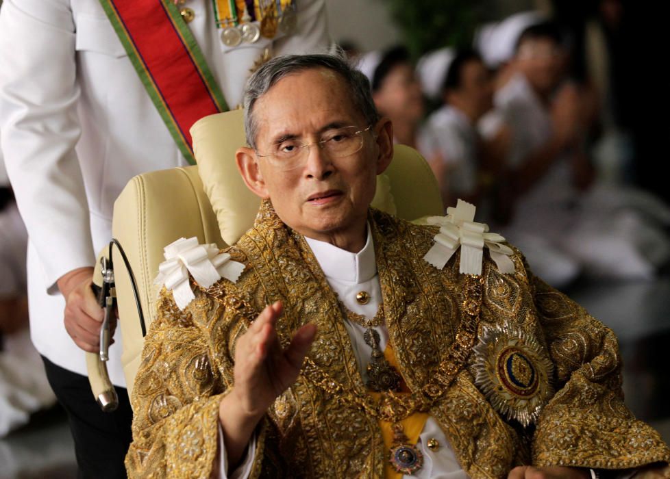 Muere Bhumibol Adulyadej, rey de Tailandia.