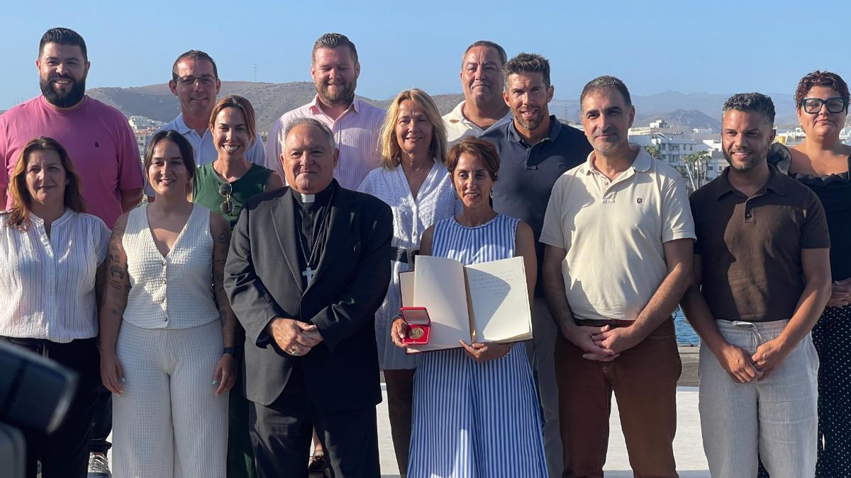 El homenaje de Arguineguín se salda con éxito de convocatoria y da nombre al Muelle de la Esperanza