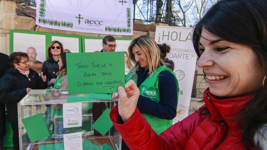 Mensajes en la urna de la esperanza