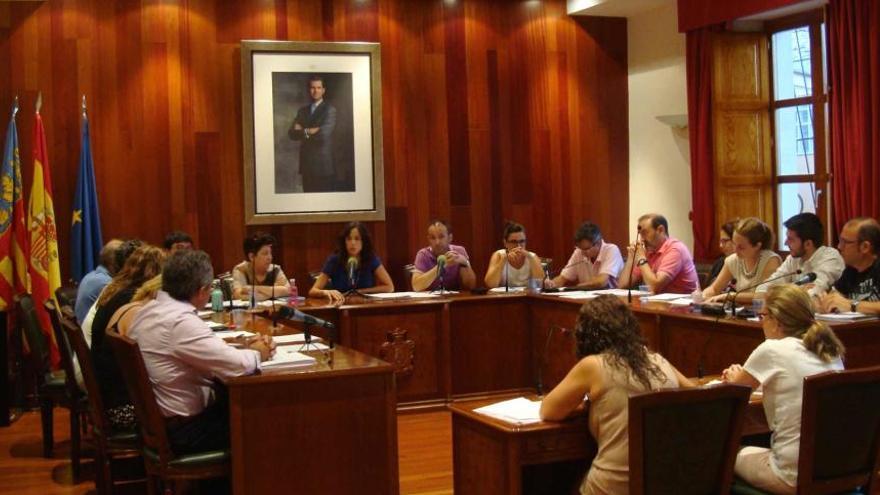 Imagen de un pleno del Ayuntamiento de Cocentaina