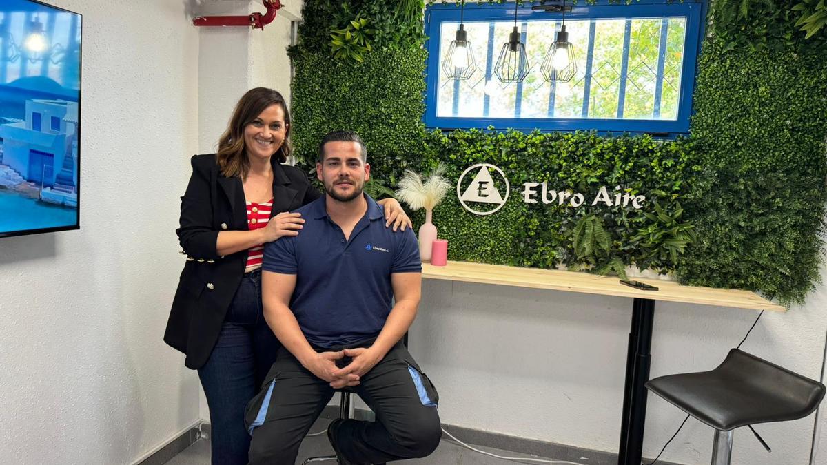 Sonia y David Bello son los responsables de Administración y del taller de Ebroaire, empresa que fundó su padre.