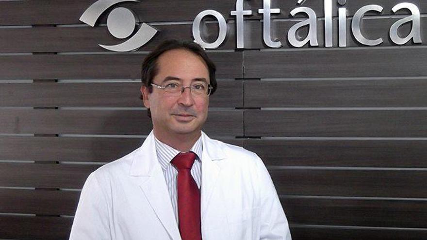 Dr. Enrique Chipont, de Oftálica