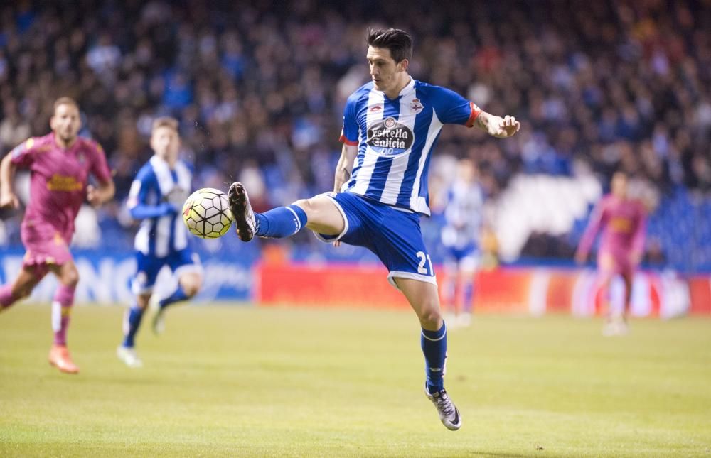 El Deportivo cae ante Las Palmas en Riazor