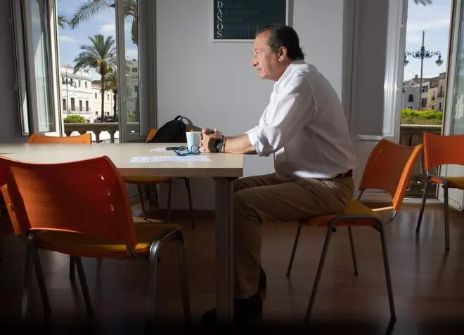 «La integridad de las personas es la que es... En política he visto de todo»
